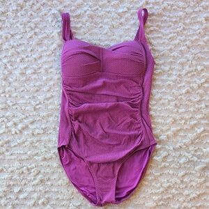 NIP/TUCK Swim Joanne Women's 8 Pink Purple Swim Suit One Piece Beach Pool
